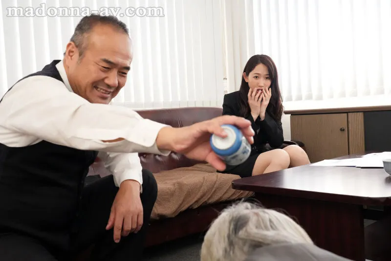 【水戸かな】傲慢社長の屈辱性接待【Madonna】