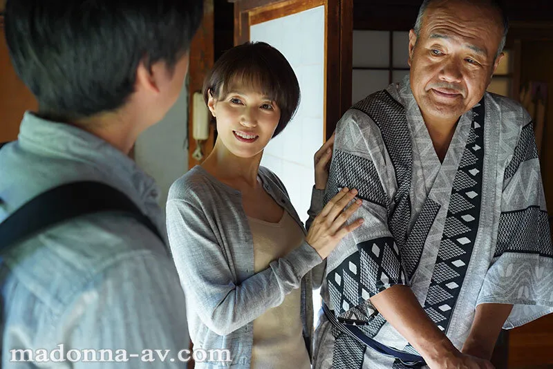 【星冬香】禁断の帰省が目覚めさせた熟女愛【MONROE】 サンプル画像1